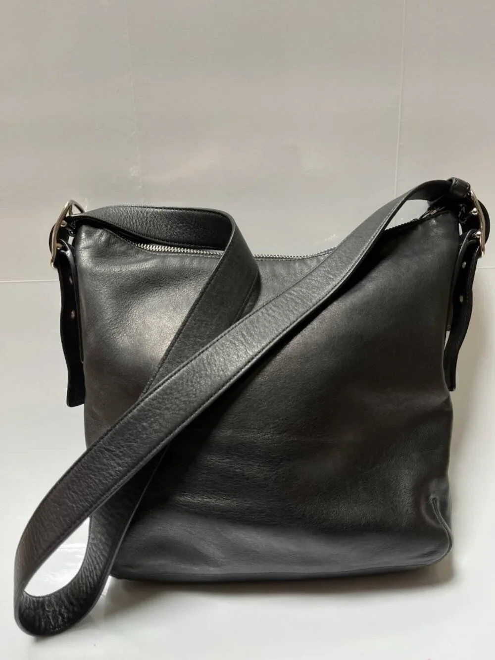 Coach Vintage Legacy Slim Duffle - Picture 3 of 8